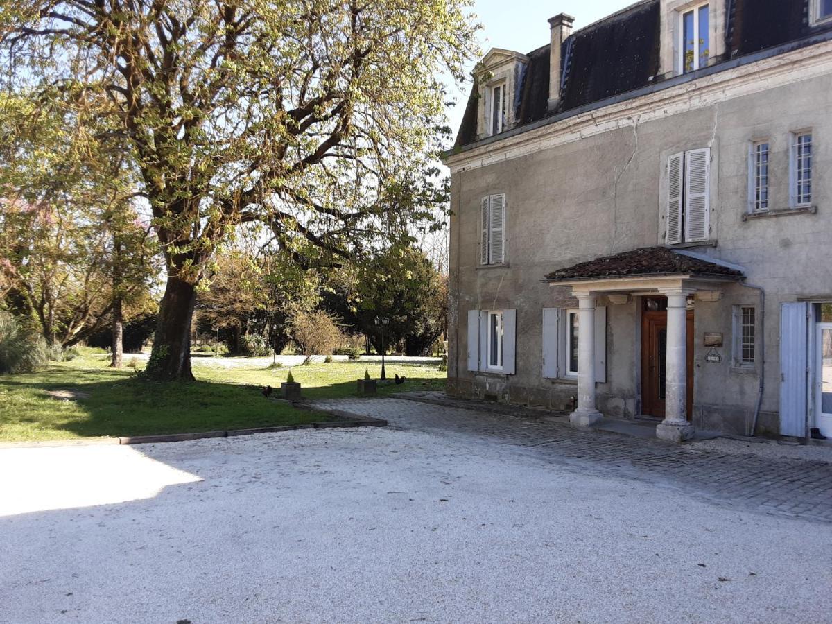 Chateau De Champblanc Cherves-de-Cognac 외부 사진