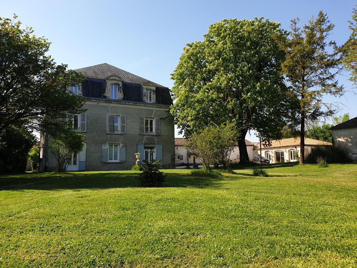 Chateau De Champblanc Cherves-de-Cognac 외부 사진