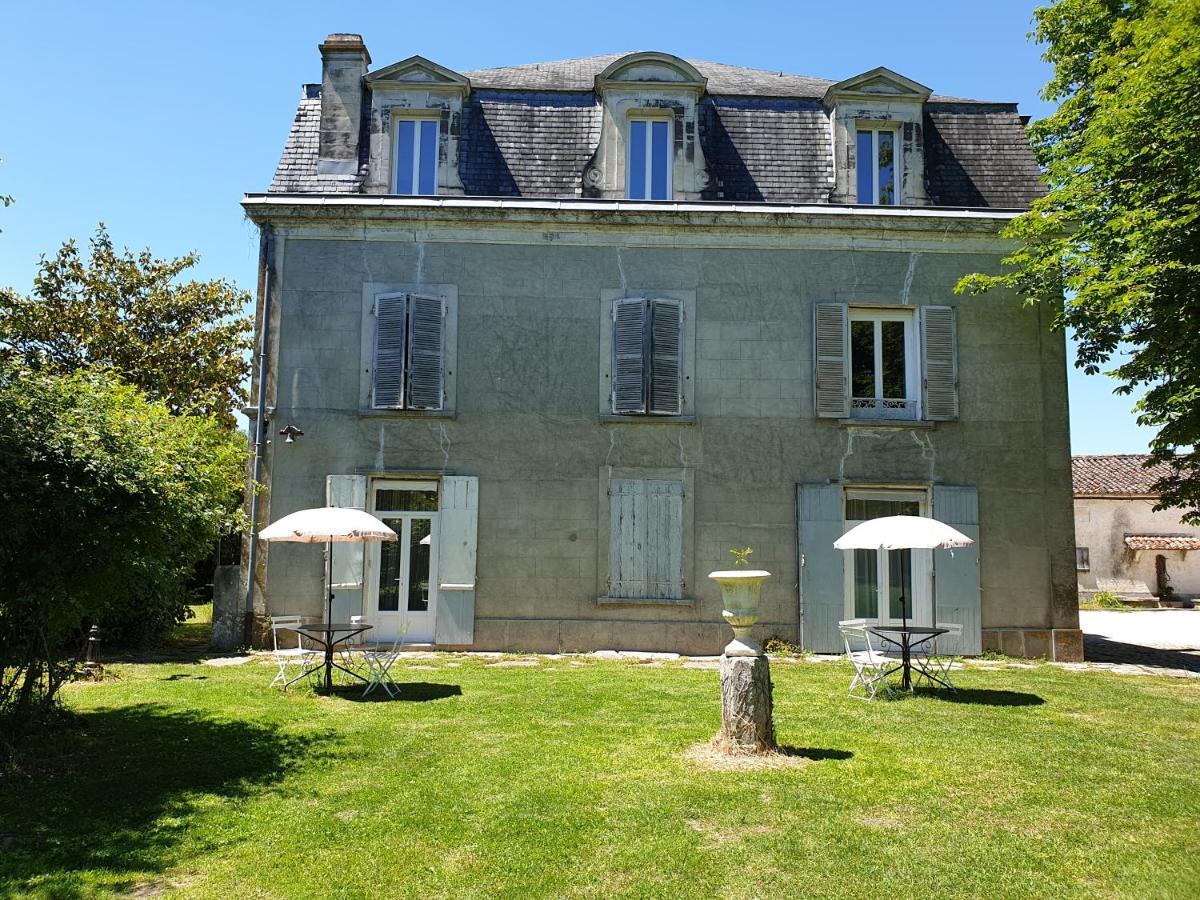 Chateau De Champblanc Cherves-de-Cognac 외부 사진